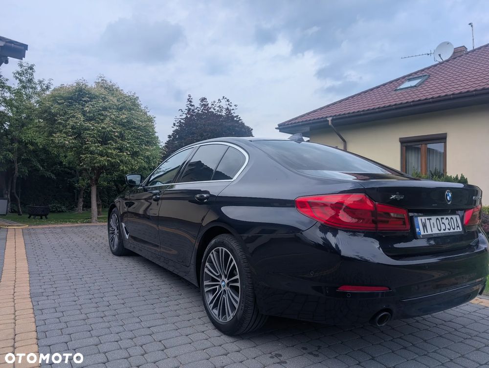 BMW Seria 5 520d xDrive Sport Line sport - 2
