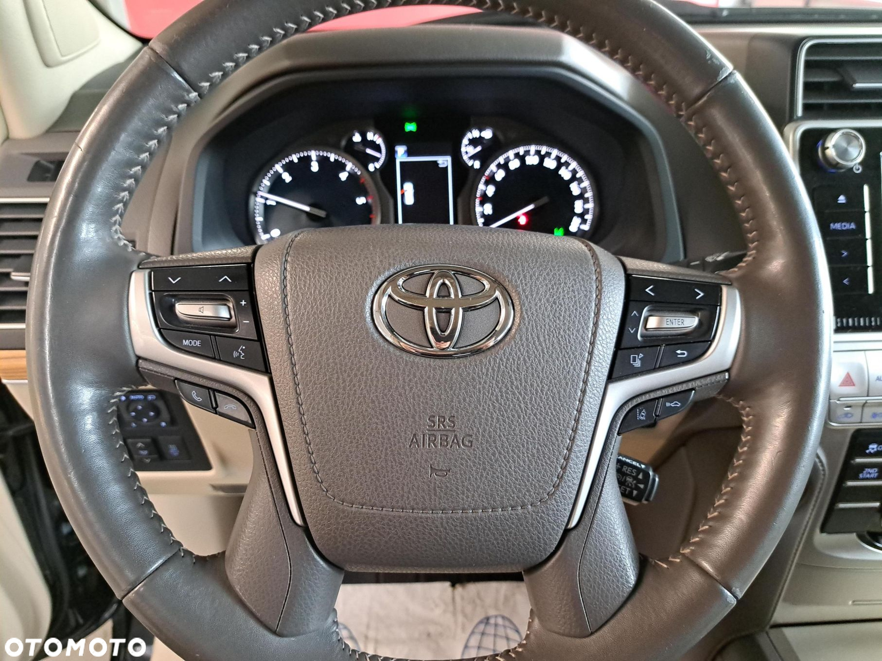 Toyota Land Cruiser LC 2.8 D-4D Invincible - 28