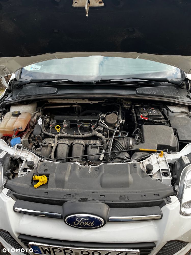 Ford Focus 2.0 16V Style - 12