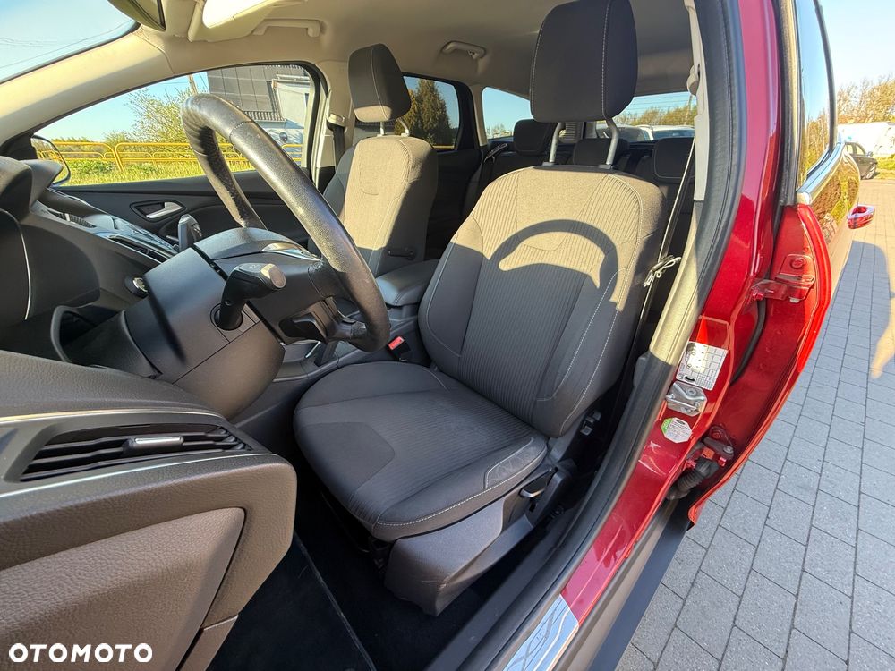 Ford Focus 1.6 EcoBoost Start-Stopp-System Titanium - 28