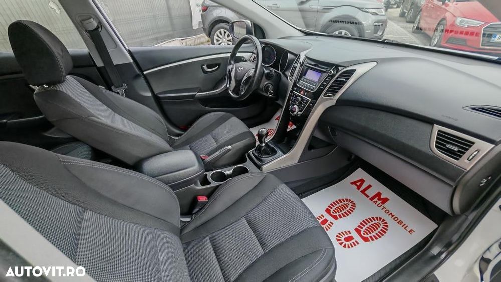 Hyundai i30 1.4 CRDi Trend - 6