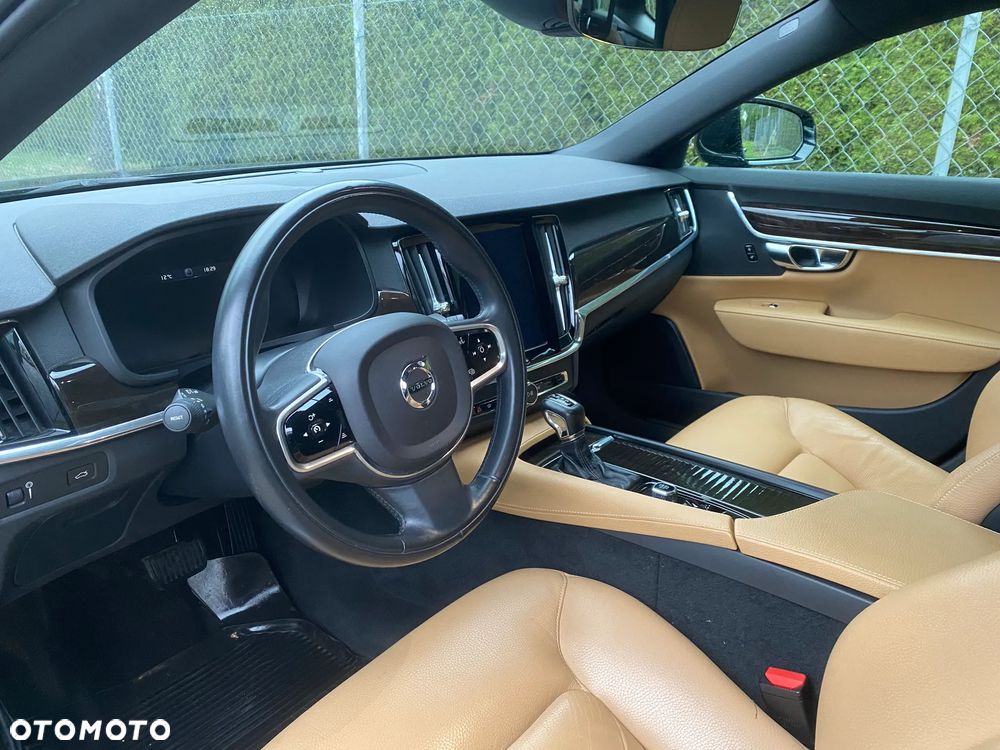 Volvo S90 T5 Geartronic Momentum - 22