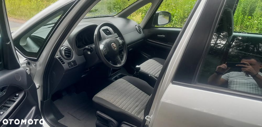 Fiat Sedici 1.6 16V 4x2 Dynamic - 4