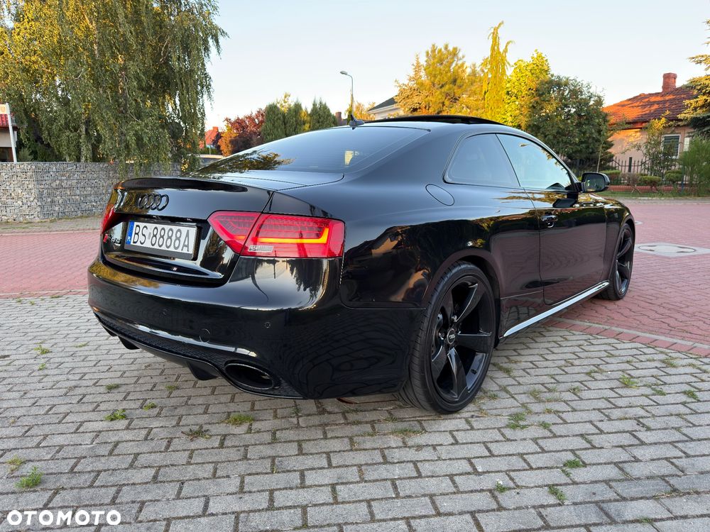 Audi RS5 Coupé Standard - 13