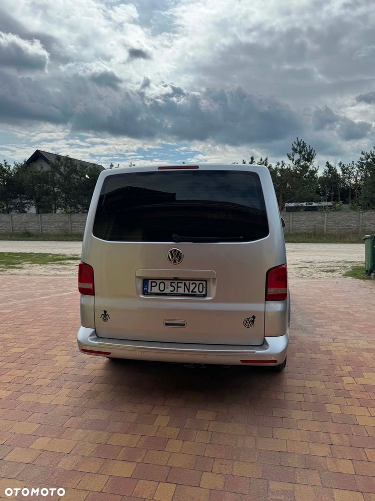 Volkswagen Caravelle - 5