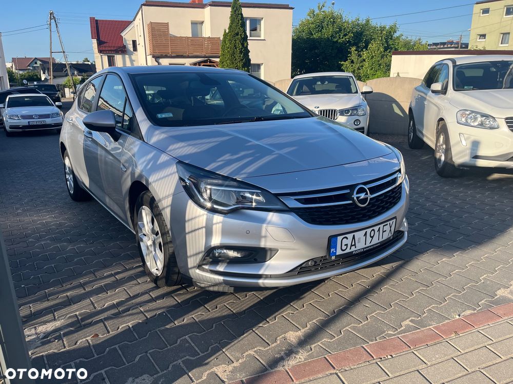 Opel Astra 1.6 CDTI Cosmo - 3