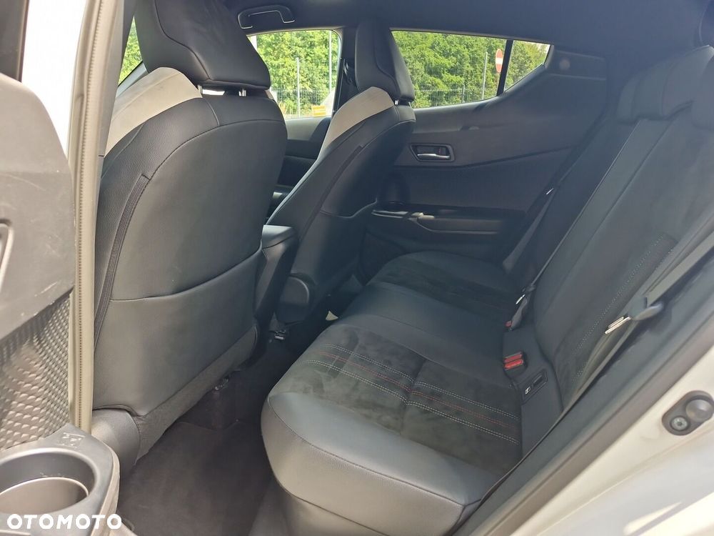 Toyota C-HR 1.8 Hybrid GPF GR Sport - 11