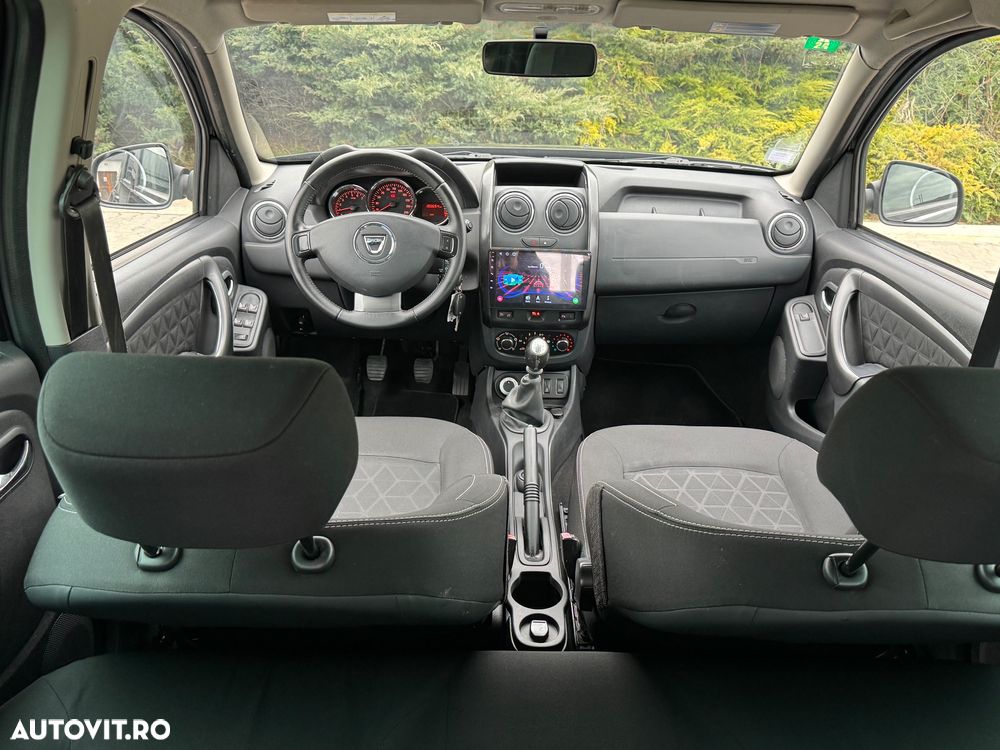 Dacia Duster dCi 110 FAP 4x4 Prestige - 8