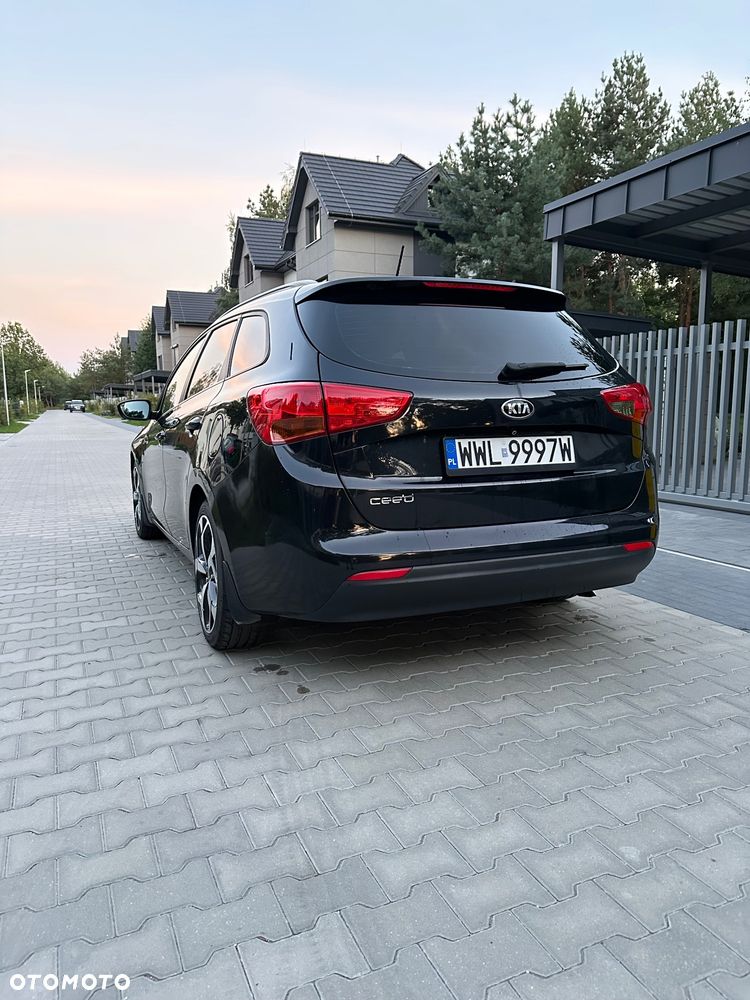 Kia Ceed 1.6 CRDi GT Line DCT - 12