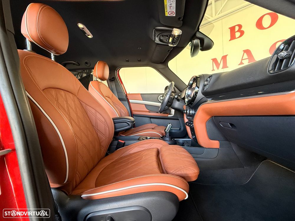 MINI Countryman Cooper S ALL4 Auto Desportiva - 28