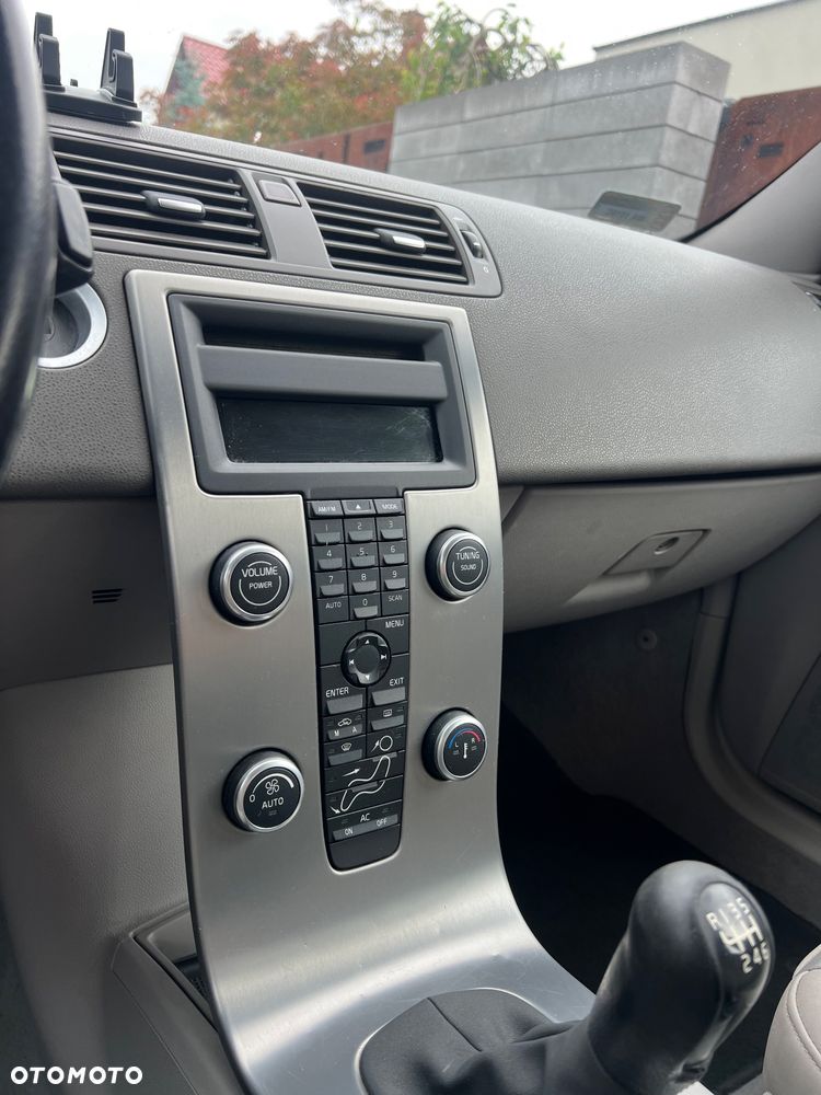 Volvo V50 2.0D DPF - 13