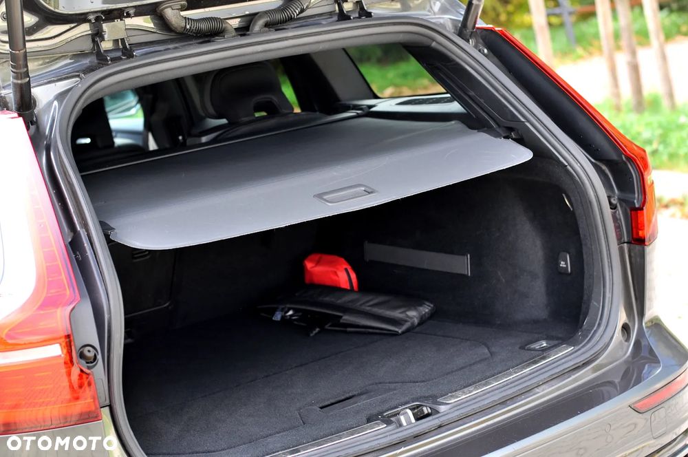 Volvo V60 T4 Geartronic RDesign - 17
