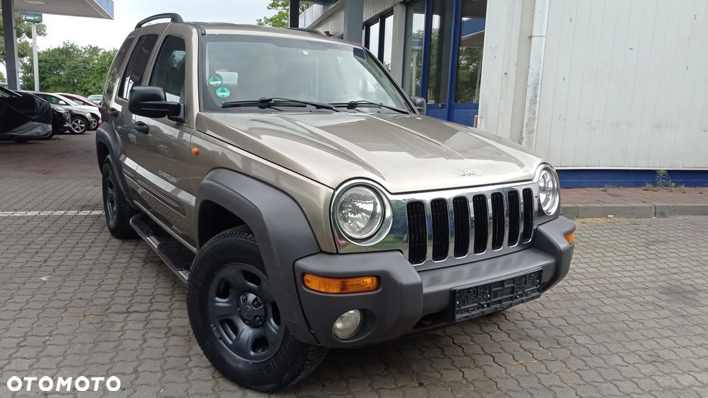 Jeep Cherokee - 27