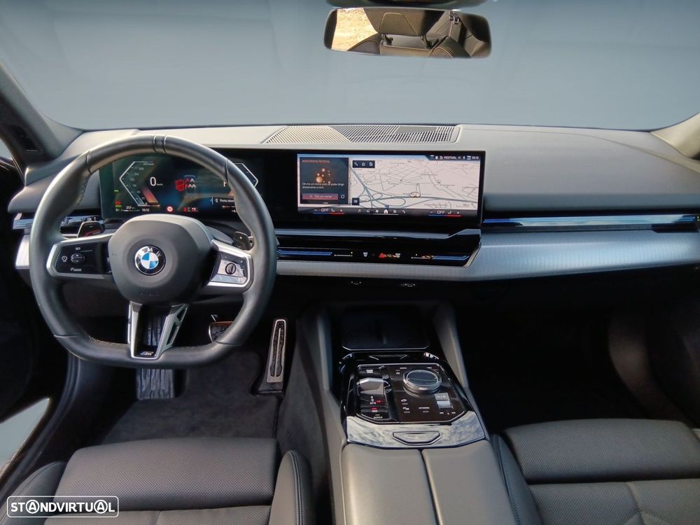 BMW 520 d Pack Desportivo M Pro - 12