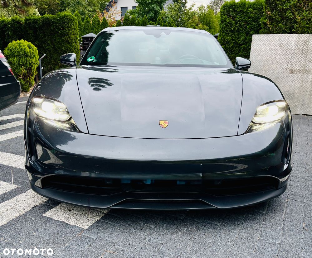 Porsche Taycan 4S - 14