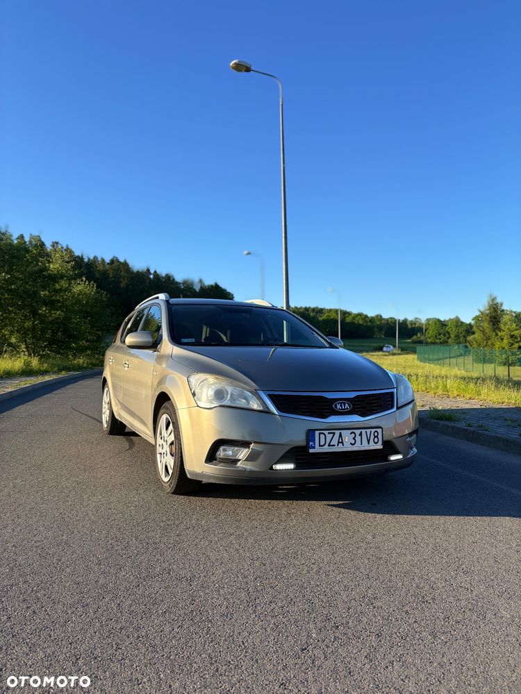 Kia Ceed 1.4 Comfort - 1