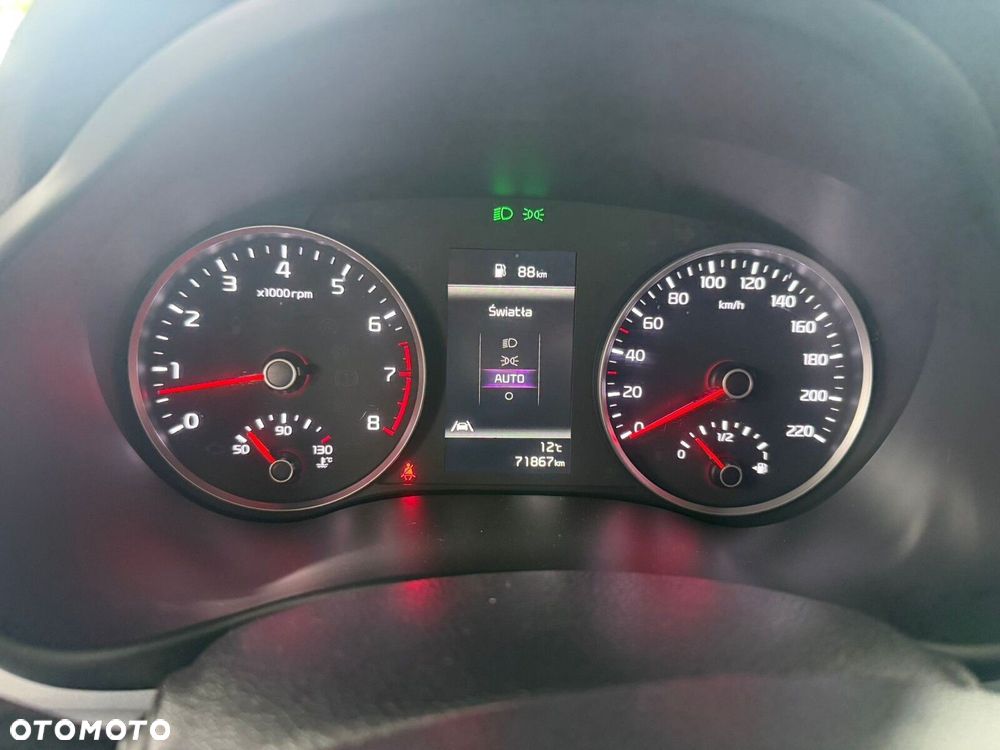 Kia Stonic - 19