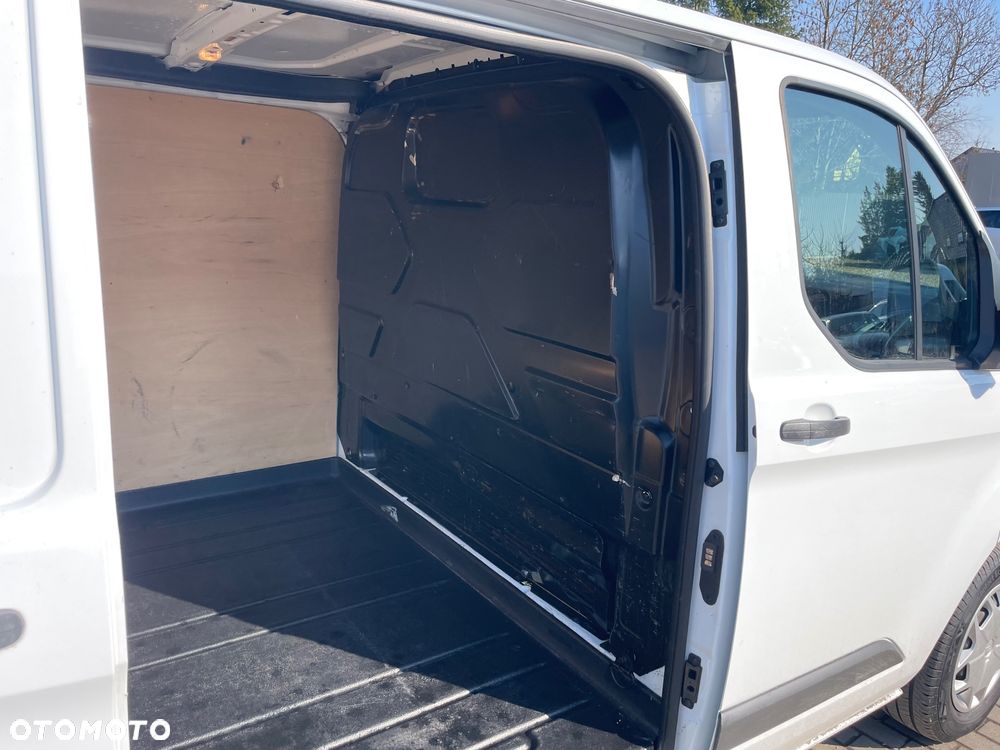 Ford Transit Custom - 22