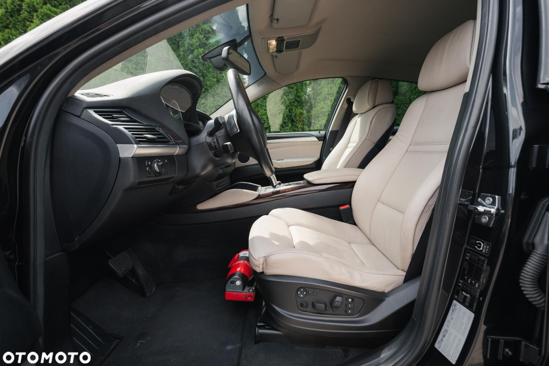 BMW X6 - 13