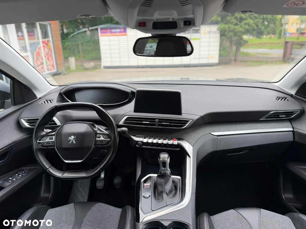 Peugeot 3008 1.2 PureTech Allure S&S - 30
