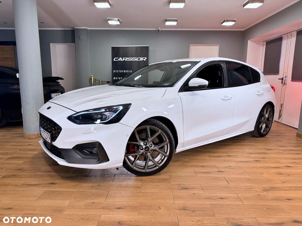 Ford Focus 2.3 EcoBoost ST Edition - 21