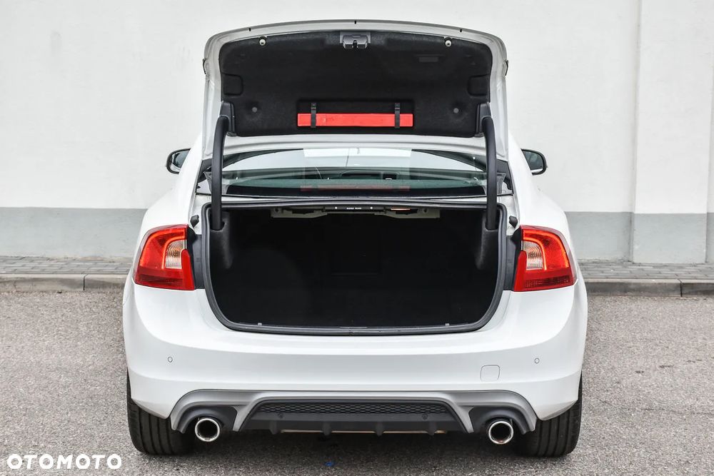 Volvo S60 D4 Drive-E R-Design Summum - 37