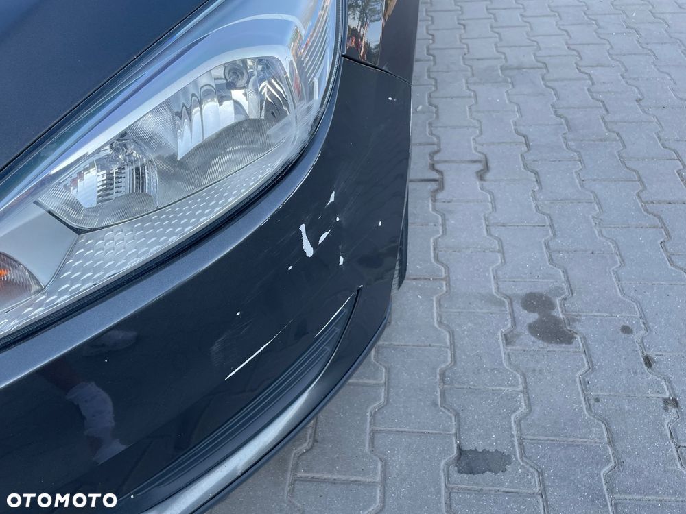 Ford Focus 1.6 Trend - 23