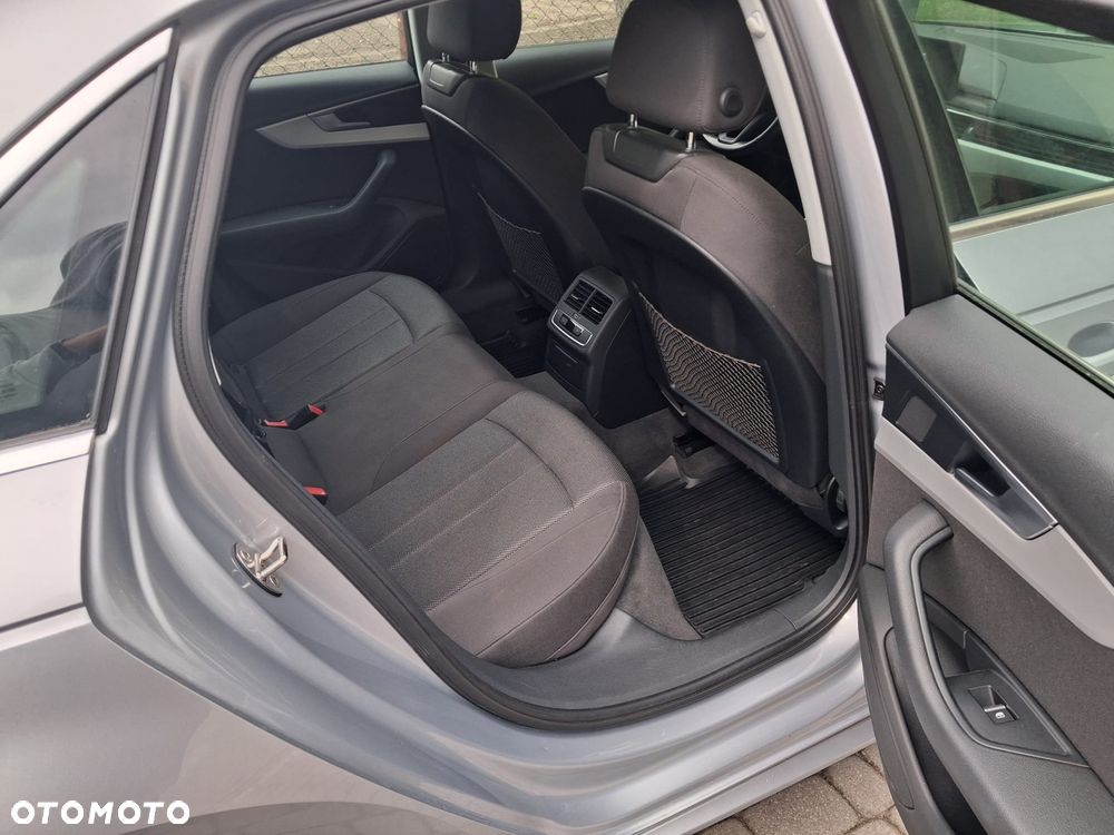 Audi A4 Limousine 2.0 TDI - 4