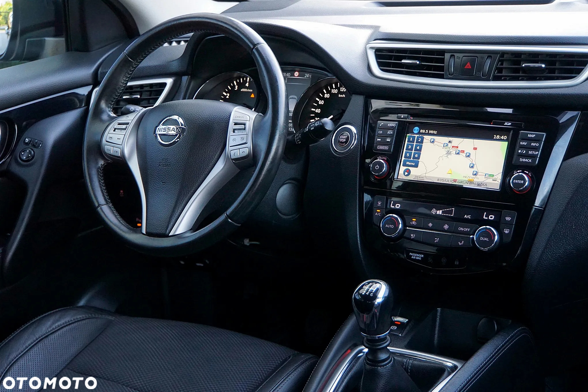 Nissan Qashqai 1.6 DIG-T Tekna+ - 29