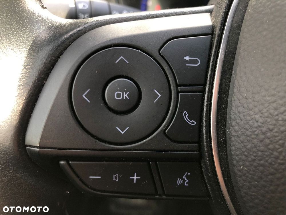 Toyota Corolla 1.8 Hybrid Comfort - 26