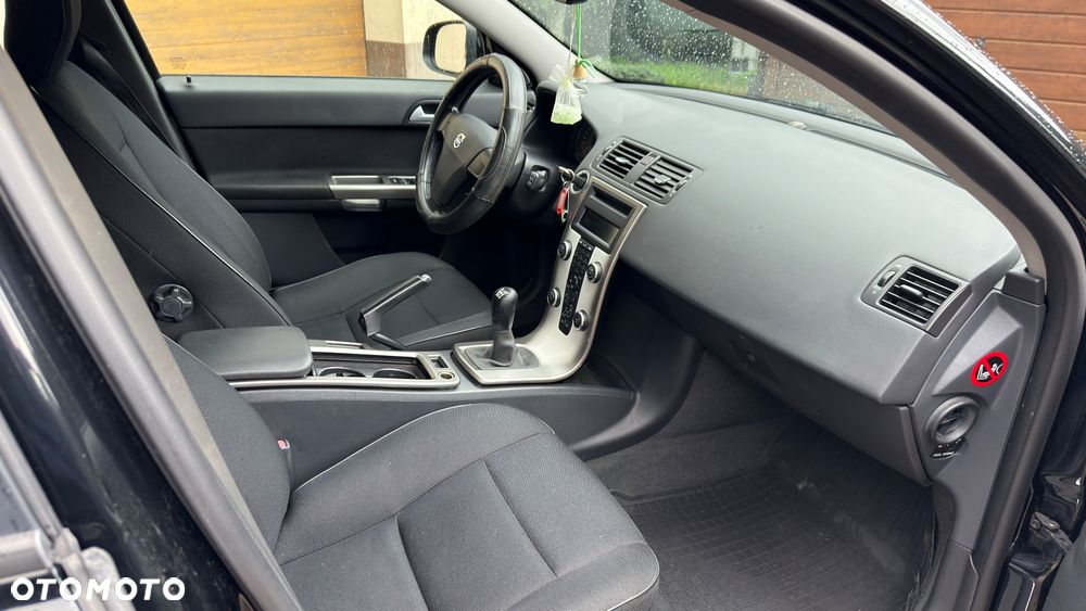 Volvo V50 D2 - 17