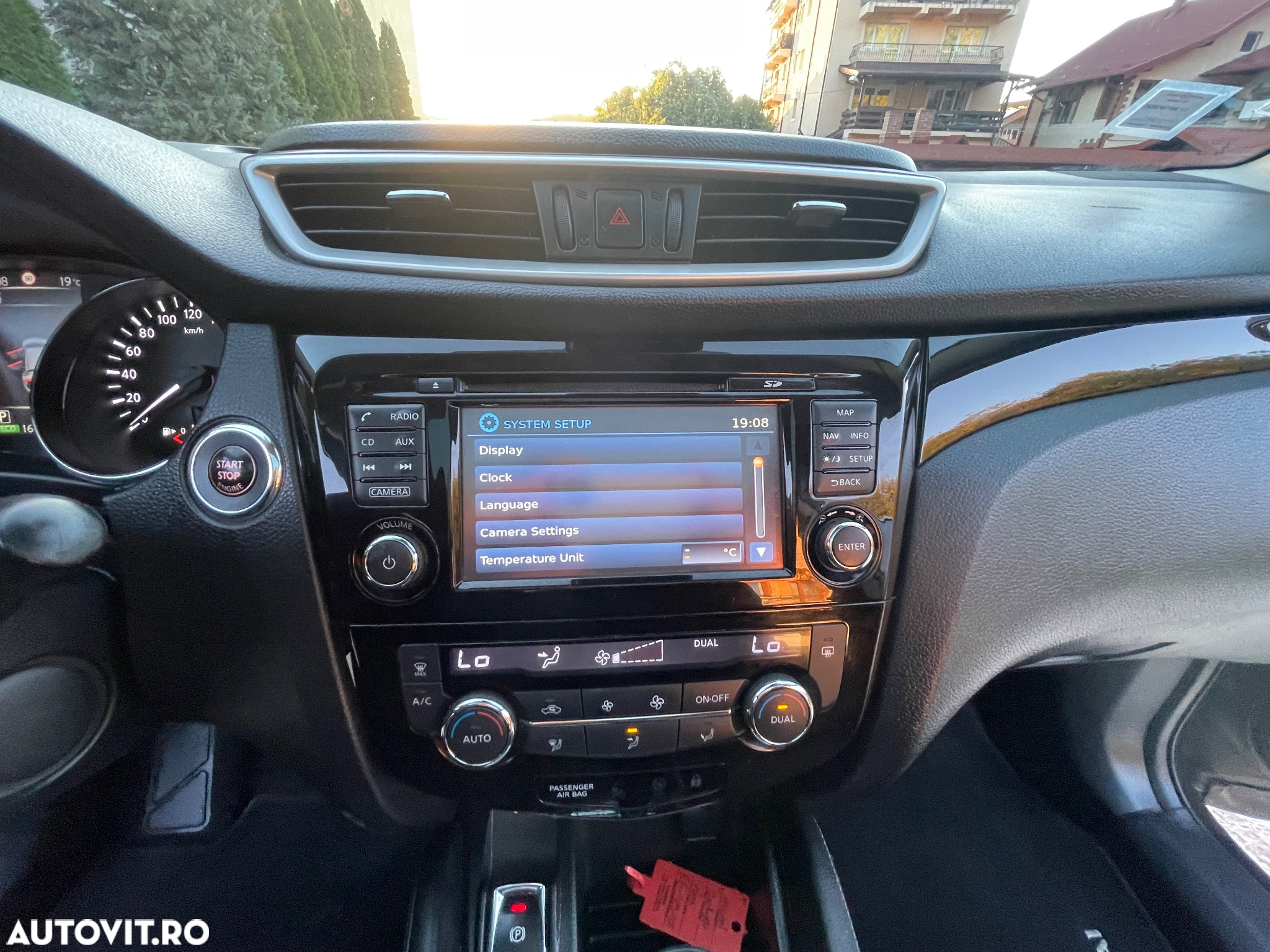 Nissan Qashqai 1.6 DCI Start/Stop X-TRONIC Tekna - 38