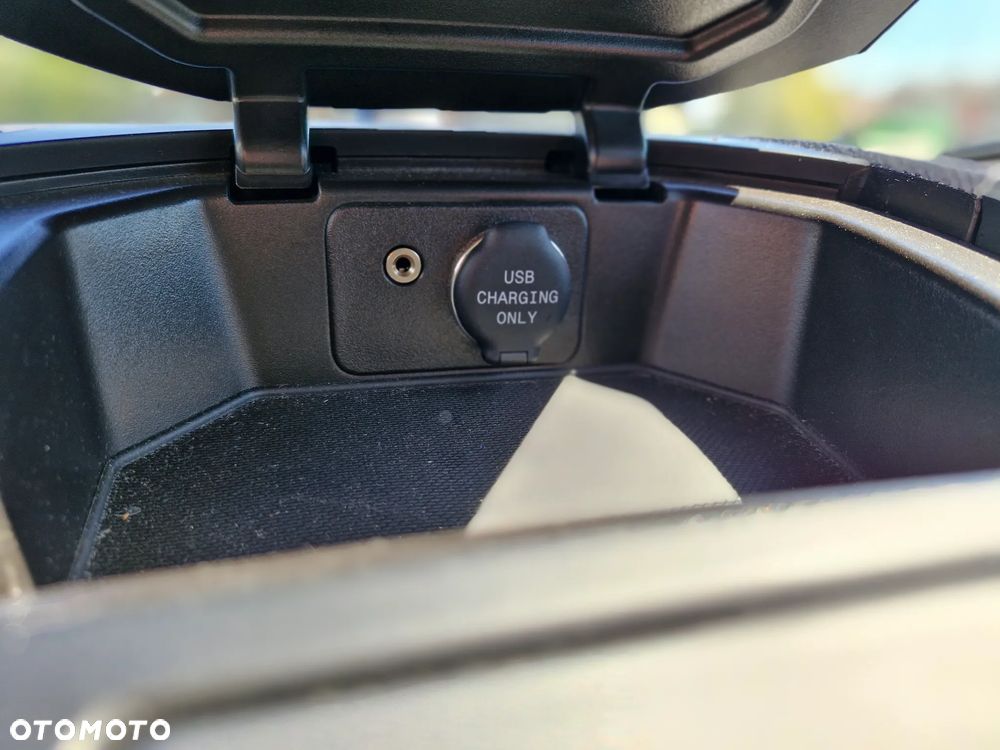 Ford Transit Courier Trend - 10