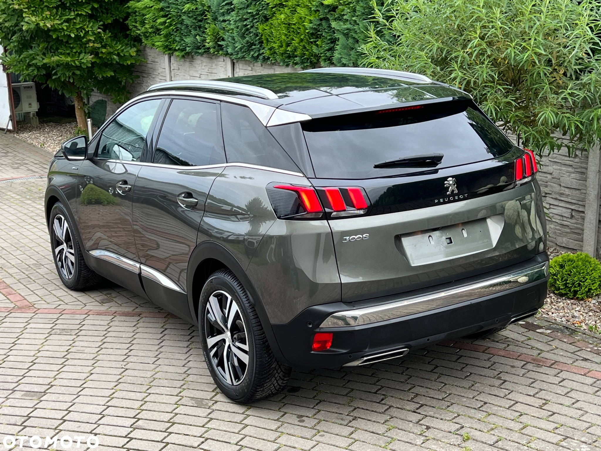 Peugeot 3008 PureTech 180 Stop & Start GPF EAT8 GT Pack - 3