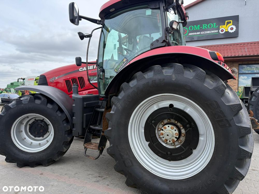 Case IH CVX 225 PUMA    NEW HOLLAND T 7.250   215 - 33