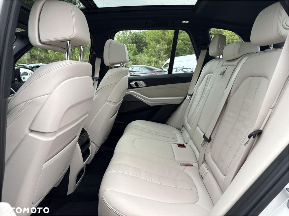 BMW X5 xDrive40i mHEV sport - 16