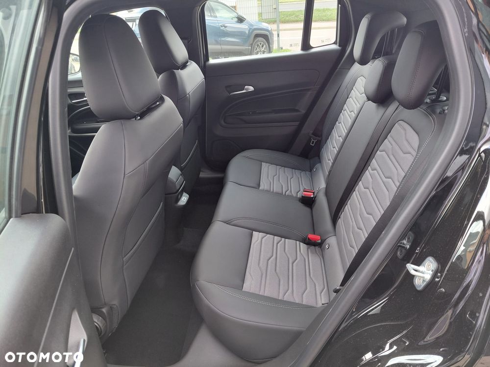 Jeep Avenger 1.2 T3 mHEV Upland 4xe eDCT6 - 14