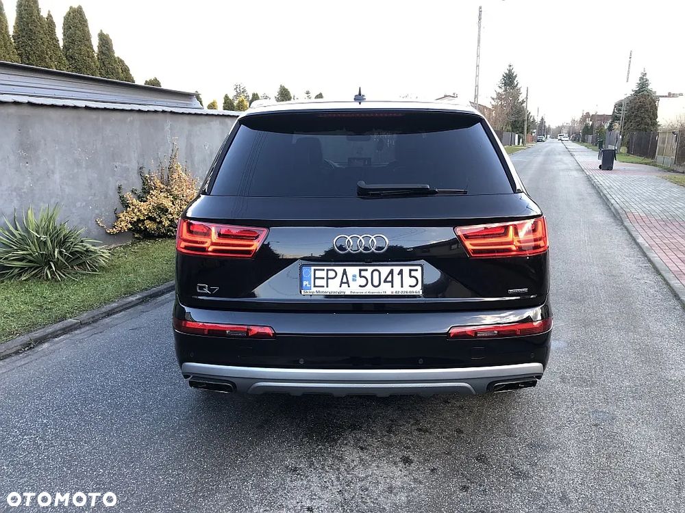 Audi Q7 - 6