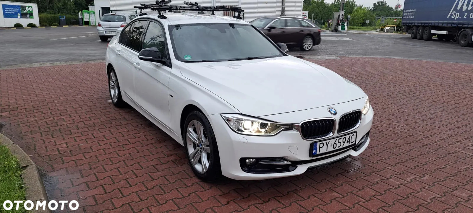 BMW Seria 3 318d Sport Line - 2
