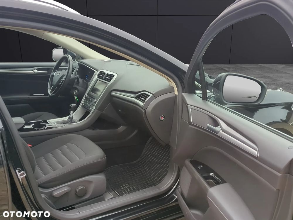 Ford Mondeo 1.6 TDCi ECOnetic Titanium - 16