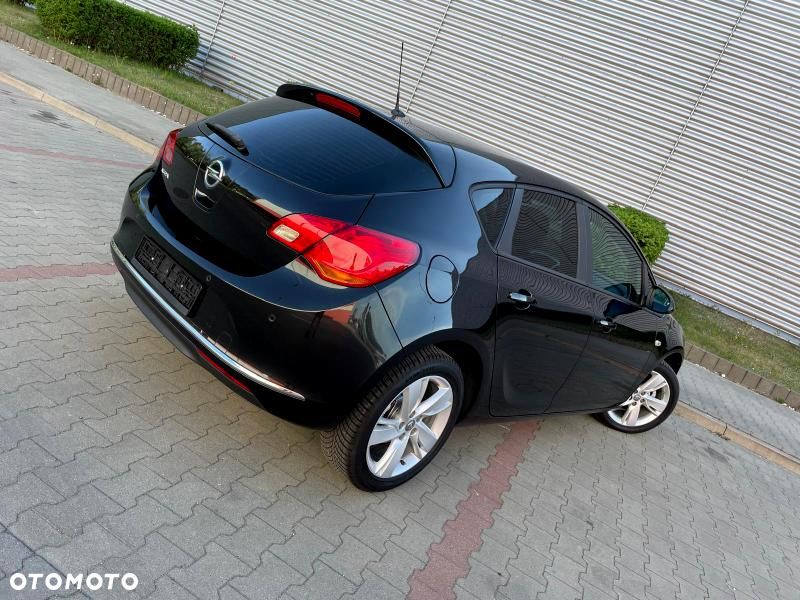 Opel Astra - 4