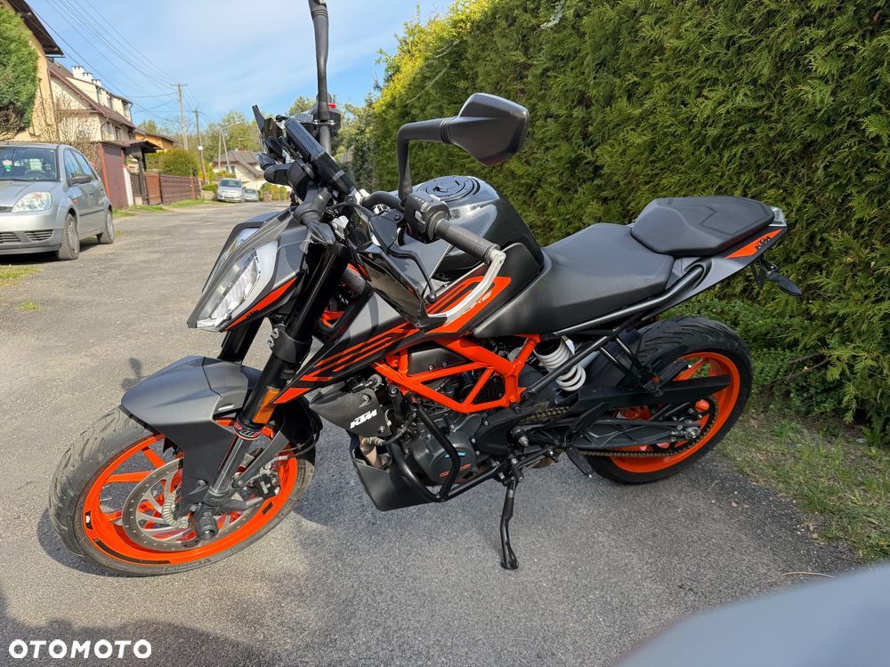 KTM Duke - 23