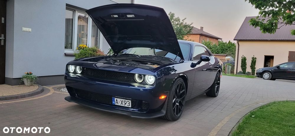 Dodge Challenger - 21