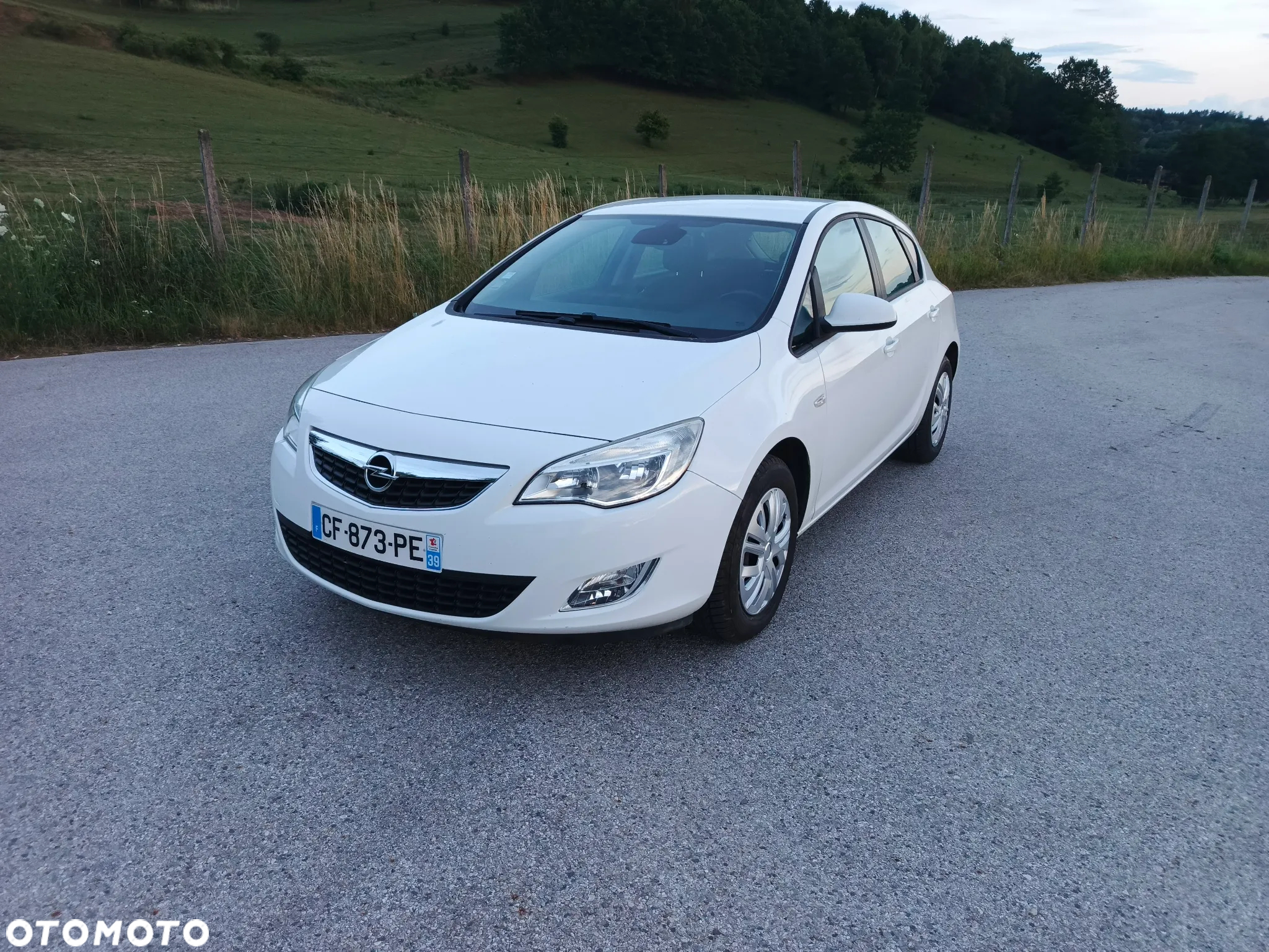 Opel Astra 1.4 Turbo Cosmo - 2