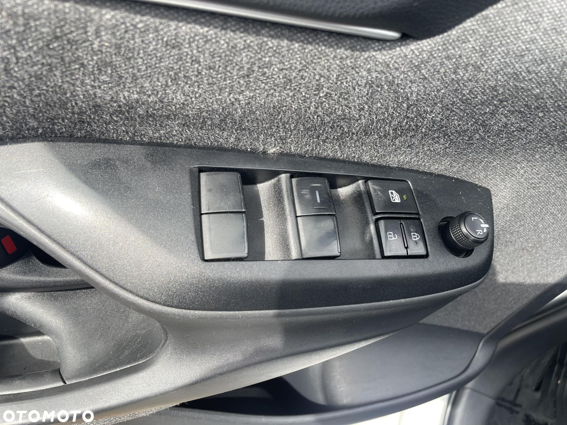 Toyota Yaris Hybrid 1.5 Comfort - 11