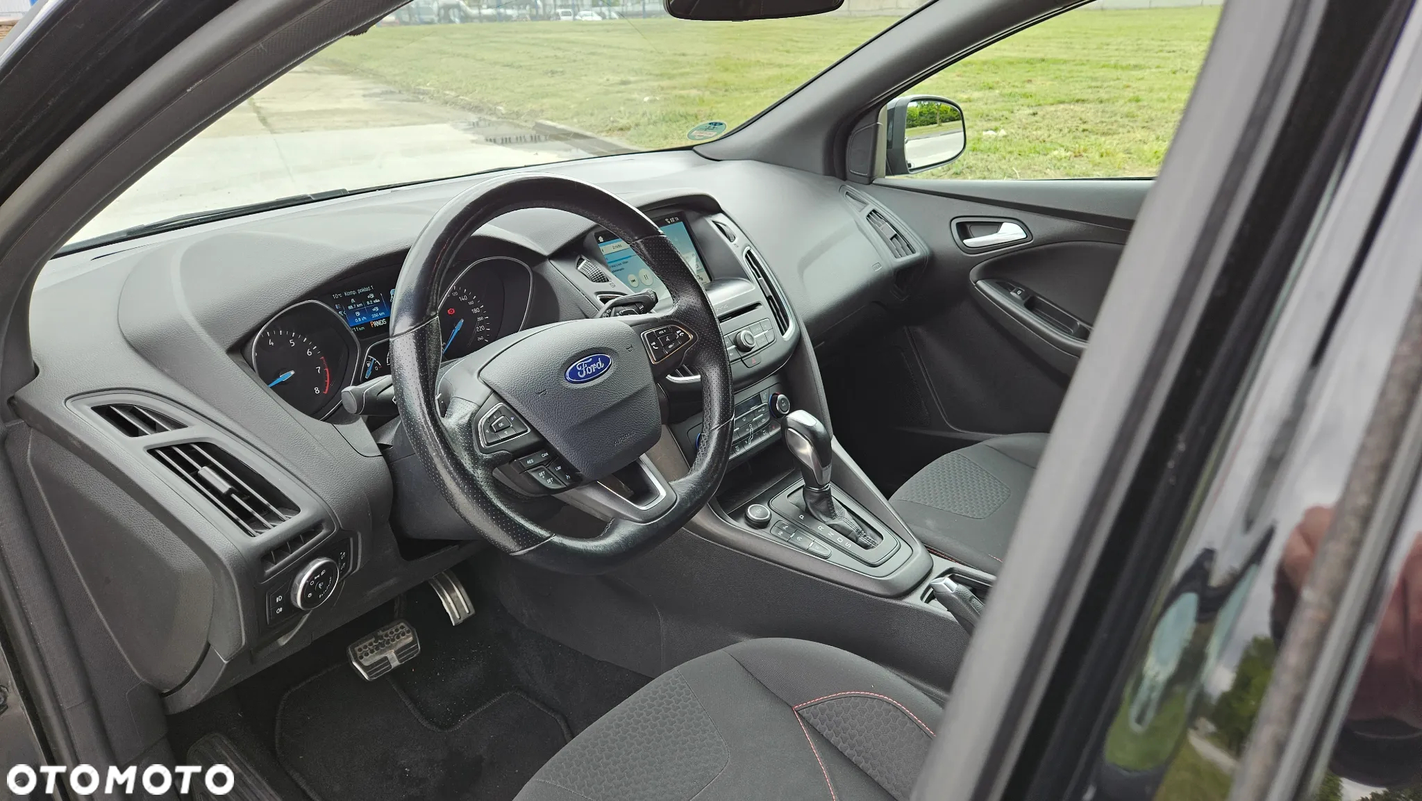 Ford Focus 1.5 EcoBoost Start-Stopp-System ST-LINE - 16