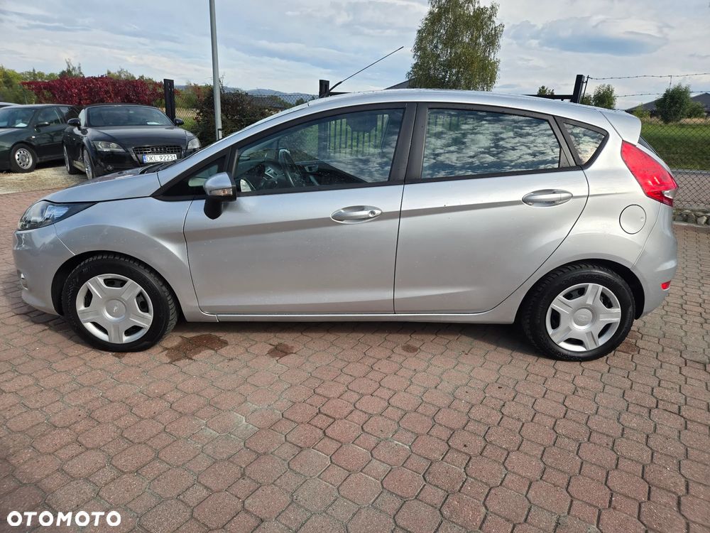 Ford Fiesta - 8