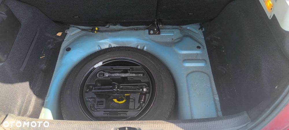 Peugeot 207 1.4 Trendy - 17