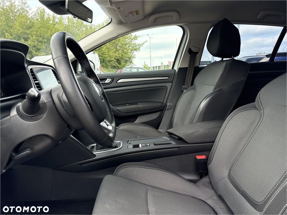 Renault Megane 1.5 Blue dCi Equilibre - 12