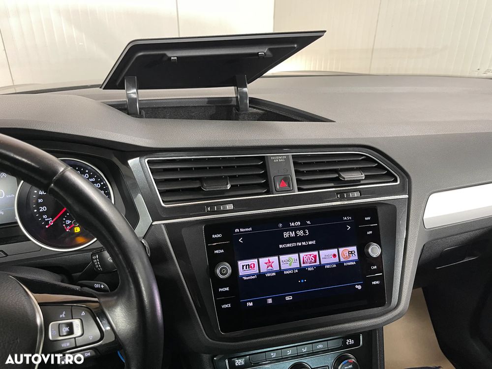 Volkswagen Tiguan 2.0 TDI SCR 4Motion DSG Comfortline - 22